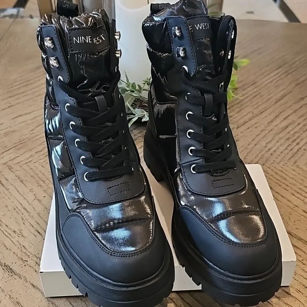 Nine West Black Pilar Lug Sole Boots 7.5 NWOT